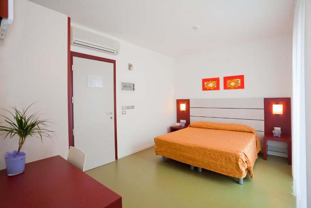 Hotel Raffaello Caorle Exteriér fotografie