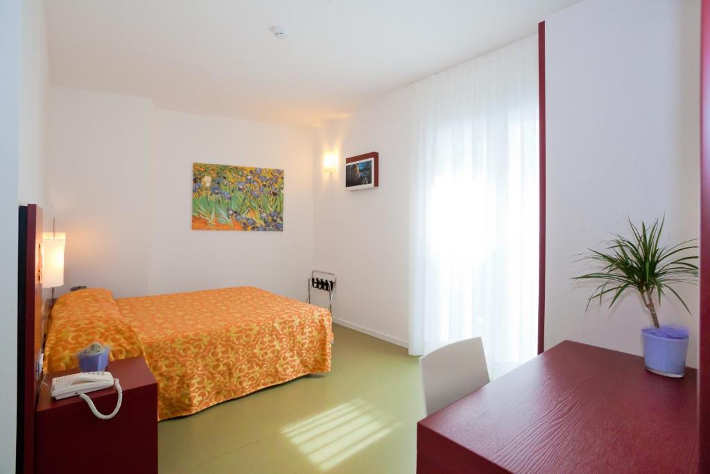 Hotel Raffaello Caorle Exteriér fotografie