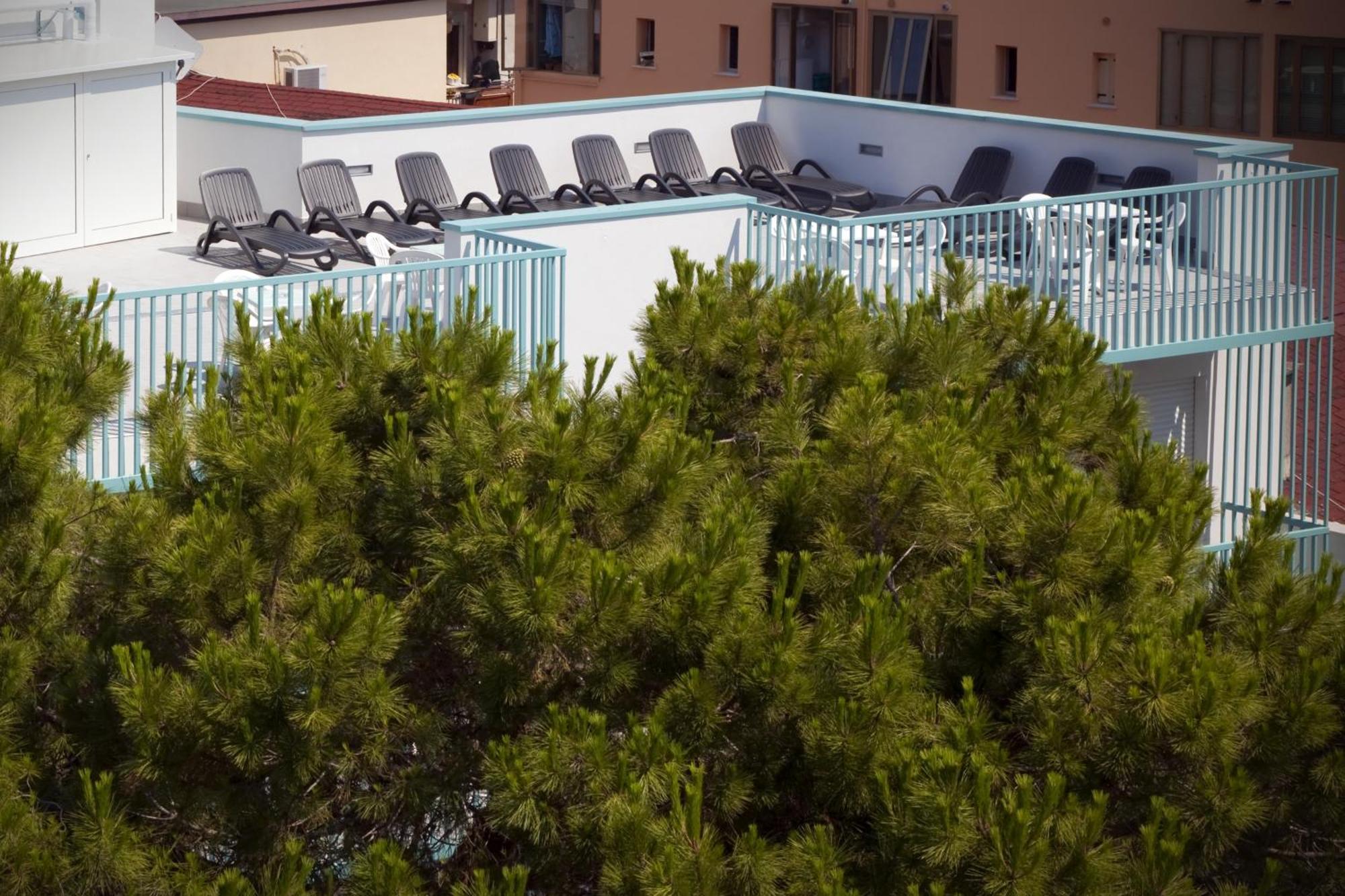 Hotel Raffaello Caorle Exteriér fotografie